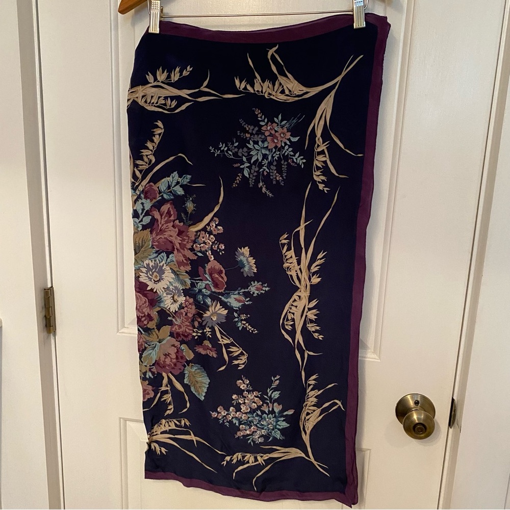 LAURA ASHLEY SCARF PURLE BLUE TAN CREAM FLORAL SILK SQUARE - Picture 7 of 9